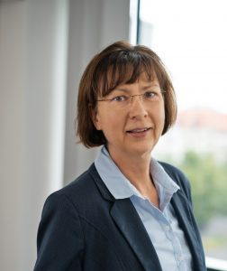 Dr. med. Constance Mitsch